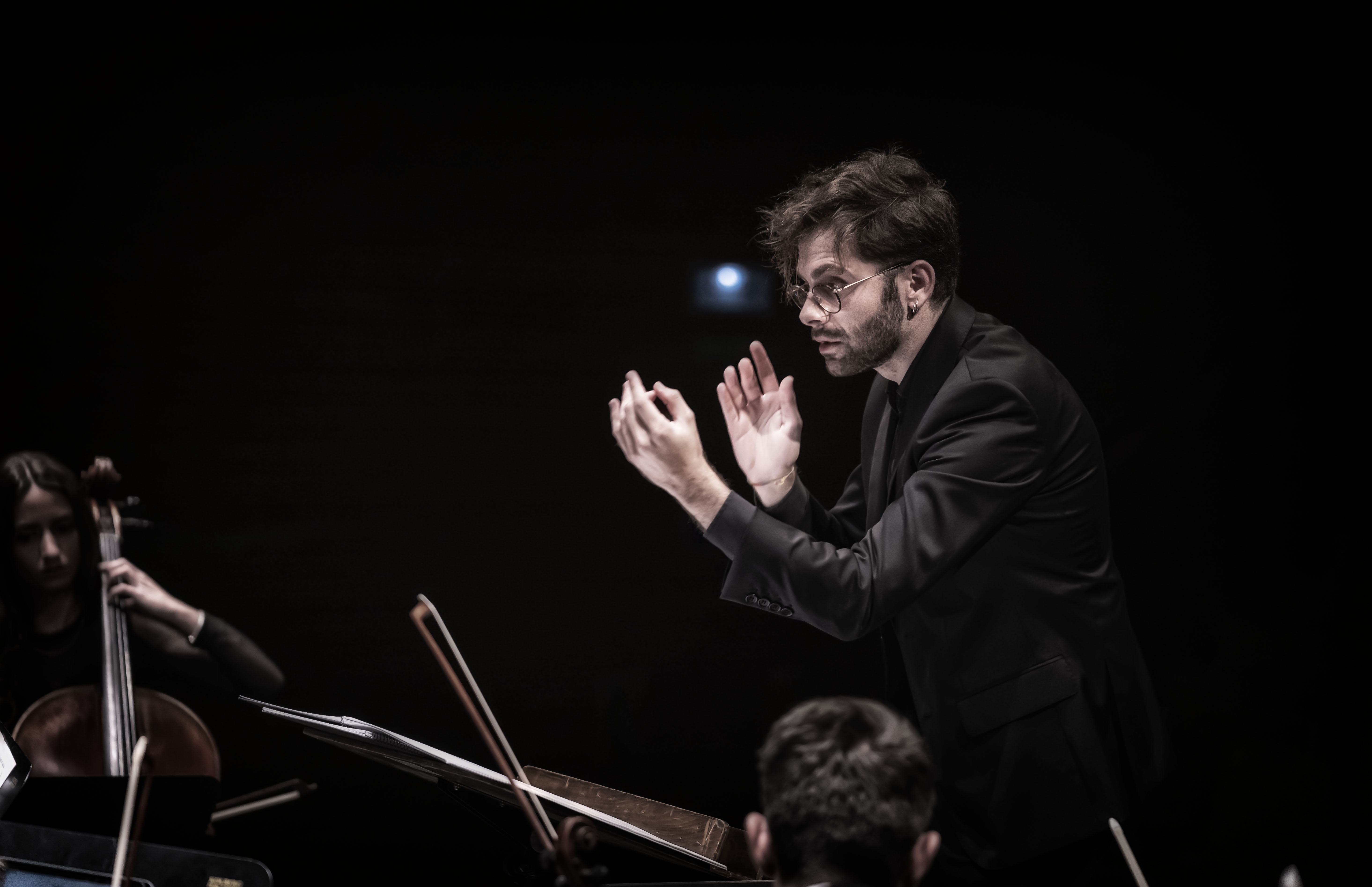 Edgar López Juan con orquesta